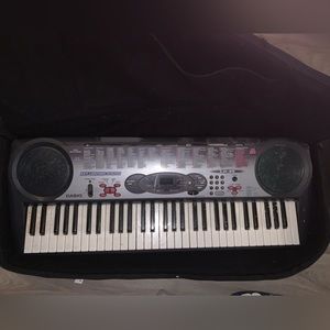 Like new Casio lk35 keyboard